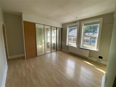 Bedroom no.1 front double: